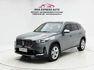 BMW X1, 2023 г., серебристый / серый, 41 000 км BMW X1 2023 sDrive20Li X设计套装