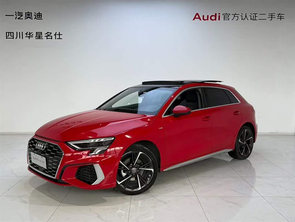 Audi A3, 2021 г., красный / фиолетовый, 51 700 км Audi A3, 2021 г., красный / фиолетовый, 51 700 км
