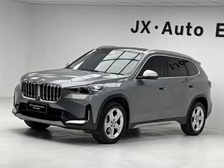 BMW X1, 2023 г., серебристый / серый, 59 000 км BMW X1 2023 sDrive20Li X设计套装