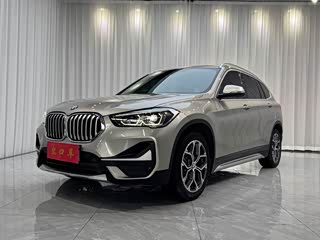 BMW X1, 2023 г., шампань / коричневый, 33 000 км BMW X1 2022 sDrive20Li комплектация «Эксклюзив»