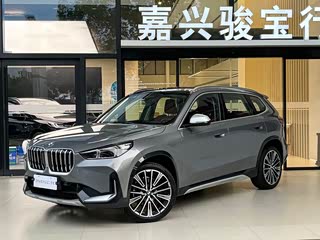 BMW X1, 2023 г., серебристый / серый, 41 000 км BMW X1 2023 xDrive25Li X设计套装