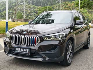 BMW X1, 2021 г., шампань / коричневый, 60 000 км BMW X1 2021 sDrive25Li комплектация «Лидер»