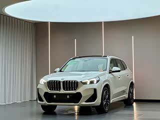 BMW X1, 2025 г., белый, 2 000 км BMW X1 2025 sDrive25Li пакет M Sport