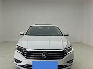 Volkswagen Sagitar, 2022 г., белый, 78 000 км Volkswagen Sagitar 2022 280TSI DSG комплектация «Чаоюэ»
