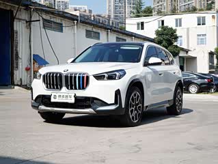 BMW X1, 2025 г., белый, 17 000 км BMW X1 2024 sDrive25Li X设计套装