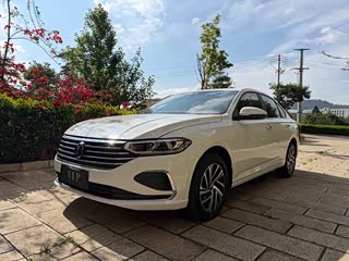 Volkswagen Lavida, 2025 г., белый, 8 000 км Volkswagen Lavida 2024 300TSI DSG комплектация «Маньи»