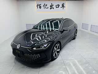 Volkswagen Lamando, 2022 г., чёрный, 32 000 км Volkswagen Lamando 2023 Lamando L 280TSI DSG комплектация «Кула»