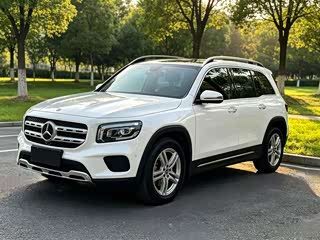 Mercedes-Benz 奔驰GLB, 2021 г., белый, 35 000 км