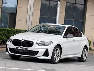 BMW 1 серия, 2021 г., белый, 40 000 км BMW 1 серия 2021 120i пакет M Sport, исполнение «Ночь»