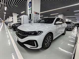 Volkswagen Lavida, 2024 г., белый, 9 000 км Volkswagen Lavida 2024 1.5L автомат Дэи версия