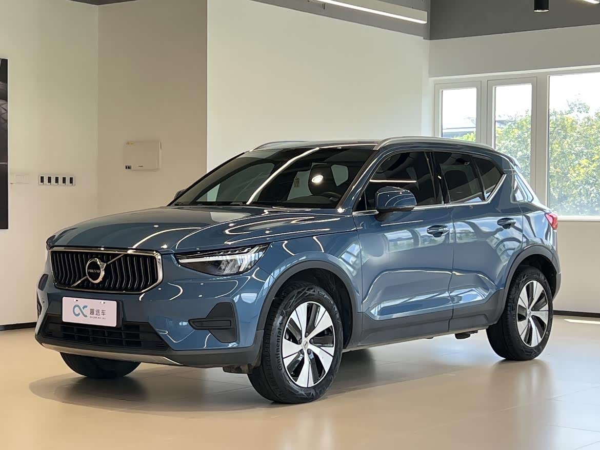 Volvo 沃尔沃XC40, 2024 г., синий, 55 400 км Volvo 沃尔沃XC40, 2024 г., синий, 55 400 км