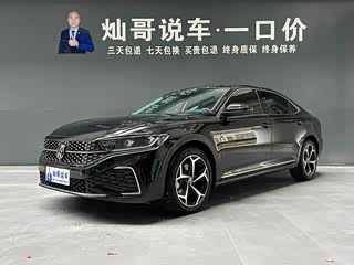 Volkswagen Passat, 2024 г., чёрный, 21 000 км Volkswagen Passat 2024 380TSI исполнение «Звёздное небо — Лунтэн»