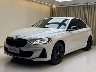 BMW 1 серия, 2022 г., белый, 23 000 км BMW 1 серия 2022 125i пакет M Sport, исполнение «Ночь»