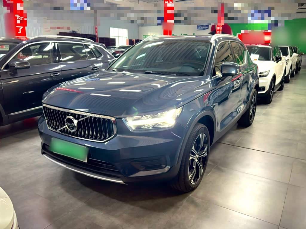 Volvo 沃尔沃XC40, 2021 г., синий, 56 200 км Volvo 沃尔沃XC40, 2021 г., синий, 56 200 км