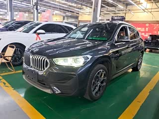 BMW X1, 2022 г., серебристый / серый, 79 200 км BMW X1 2022 sDrive25Li комплектация «Лидер»