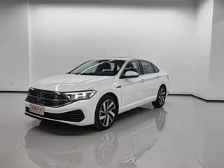 Volkswagen Sagitar, 2025 г., белый, 9 000 км Volkswagen Sagitar 2025 300TSI DSG комплектация «Чаоюэ»