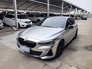 BMW 1 серия, 2022 г., серебристый / серый, 36 100 км BMW 1 серия 2021 обновлённая версия 125i пакет M Sport, исполнение «Ночь»