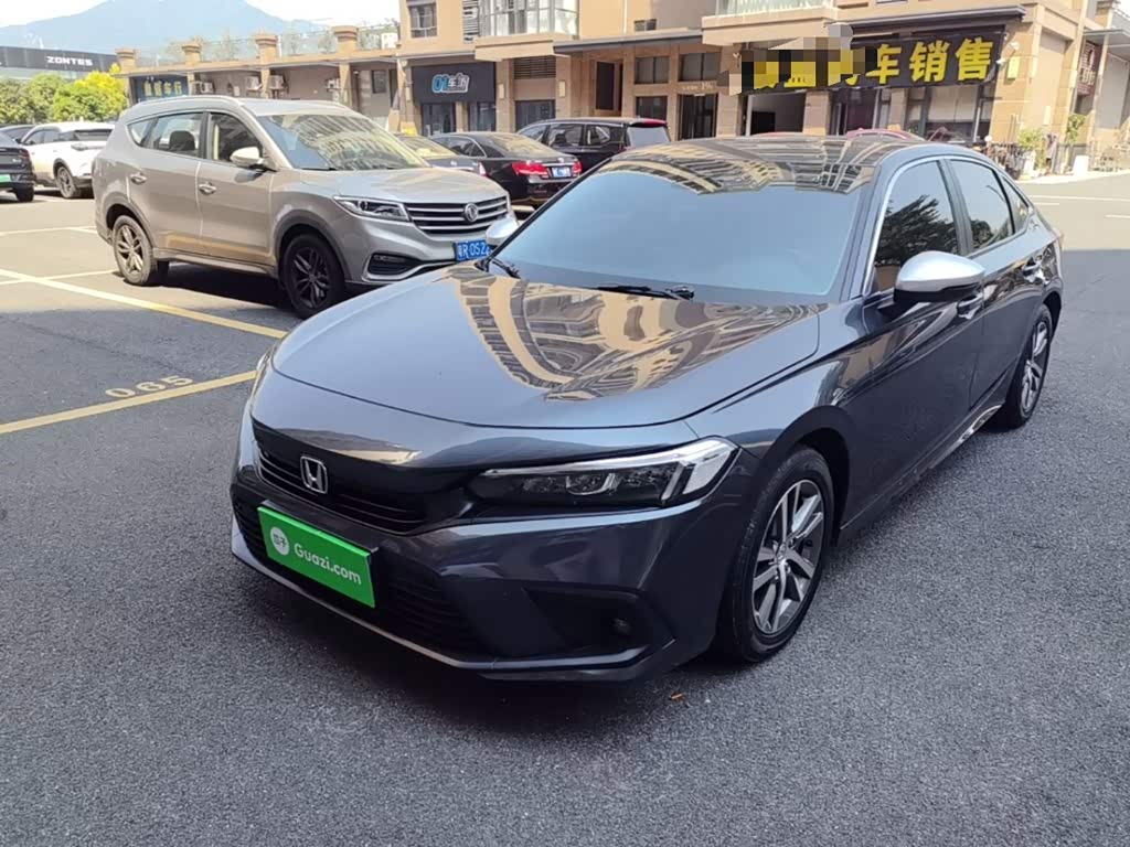 Honda Civic, 2024 г., серебристый / серый, 44 700 км Honda Civic, 2024 г., серебристый / серый, 44 700 км