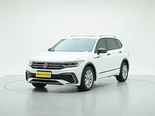 Volkswagen Tiguan L 2024 300TSI автомат одна ведущая ось комплектация «Умный комфорт»