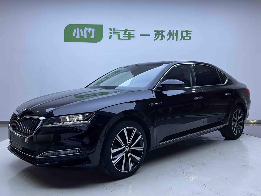 Skoda Superb, 2023 г., чёрный, 31 000 км Skoda 速派, 2023 г., чёрный, 31 000 км