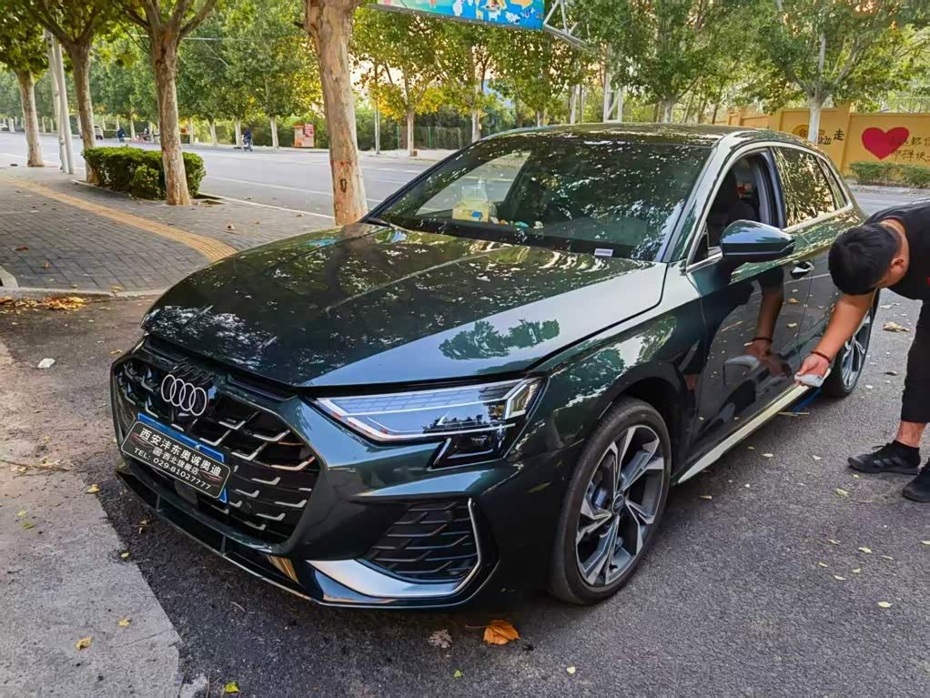 Audi A3, 2025 г., зелёный, 6 000 км Audi A3, 2025 г., зелёный, 6 000 км