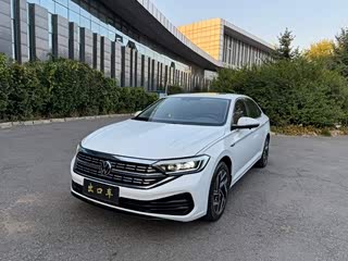 Volkswagen Sagitar, 2023 г., белый, 48 000 км Volkswagen Sagitar 2023 280TSI DSG комплектация «Чаоюэ»