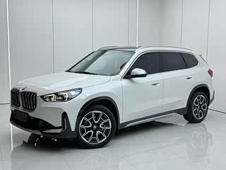 BMW X1, 2023 г., белый, 63 000 км BMW X1 2023 sDrive25Li X设计套装
