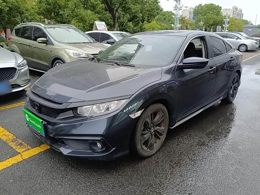 Honda Civic, 2021 г., серебристый / серый, 27 100 км Honda Civic, 2021 г., серебристый / серый, 27 100 км