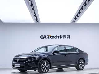 Volkswagen Passat, 2025 г., чёрный, 11 500 км Volkswagen Passat 2025 исполнение «Чучжун» 380TSI комплектация «Лунтэн»