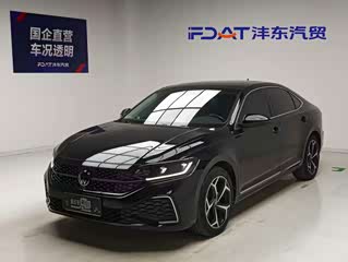 Volkswagen Passat, 2023 г., чёрный, 34 200 км Volkswagen Passat 2024 380TSI исполнение «Звёздное небо» комплектация «Элита»