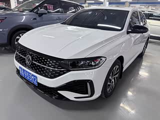 Volkswagen Lavida, 2026 г., белый, 17 000 км Volkswagen Lavida 2026 300TSI DSG комплектация «Маньи»