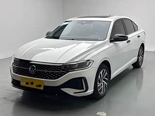 Volkswagen Lavida, 2025 г., белый, 11 000 км Volkswagen Lavida 2024 300TSI DSG исполнение «Звёздное небо» комплектация «Маньи»