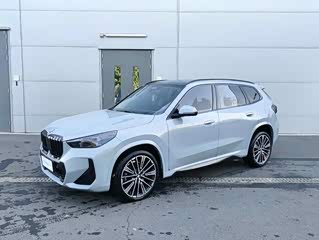 BMW X1, 2026 г., серебристый / серый, 10 000 км BMW X1 2026 xDrive25Li пакет M Sport, исполнение «Ночь»