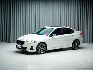 BMW 1 серия, 2022 г., белый, 46 000 км BMW 1 серия 2021 обновлённая версия 125i пакет M Sport, исполнение «Ночь»