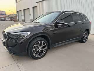 BMW X1, 2021 г., шампань / коричневый, 50 000 км BMW X1 2022 sDrive25Li комплектация «Лидер»