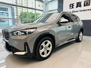 BMW X1, 2023 г., серебристый / серый, 54 000 км BMW X1 2023 sDrive20Li X设计套装