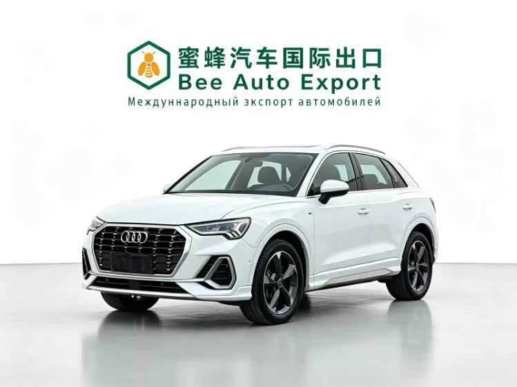 Audi Q3, 2022 г., белый, 63 000 км Audi 奥迪Q3, 2022 г., белый, 63 000 км