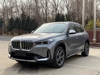 BMW X1, 2023 г., серебристый / серый, 31 000 км BMW X1 2023 sDrive20Li X设计套装