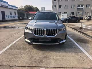 BMW 1 серия, 2021 г., белый, 13 500 км BMW X1 2023 xDrive25Li X设计套装