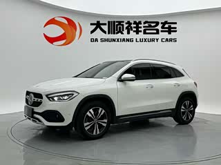 Mercedes-Benz 奔驰GLA, 2022 г., белый, 41 600 км