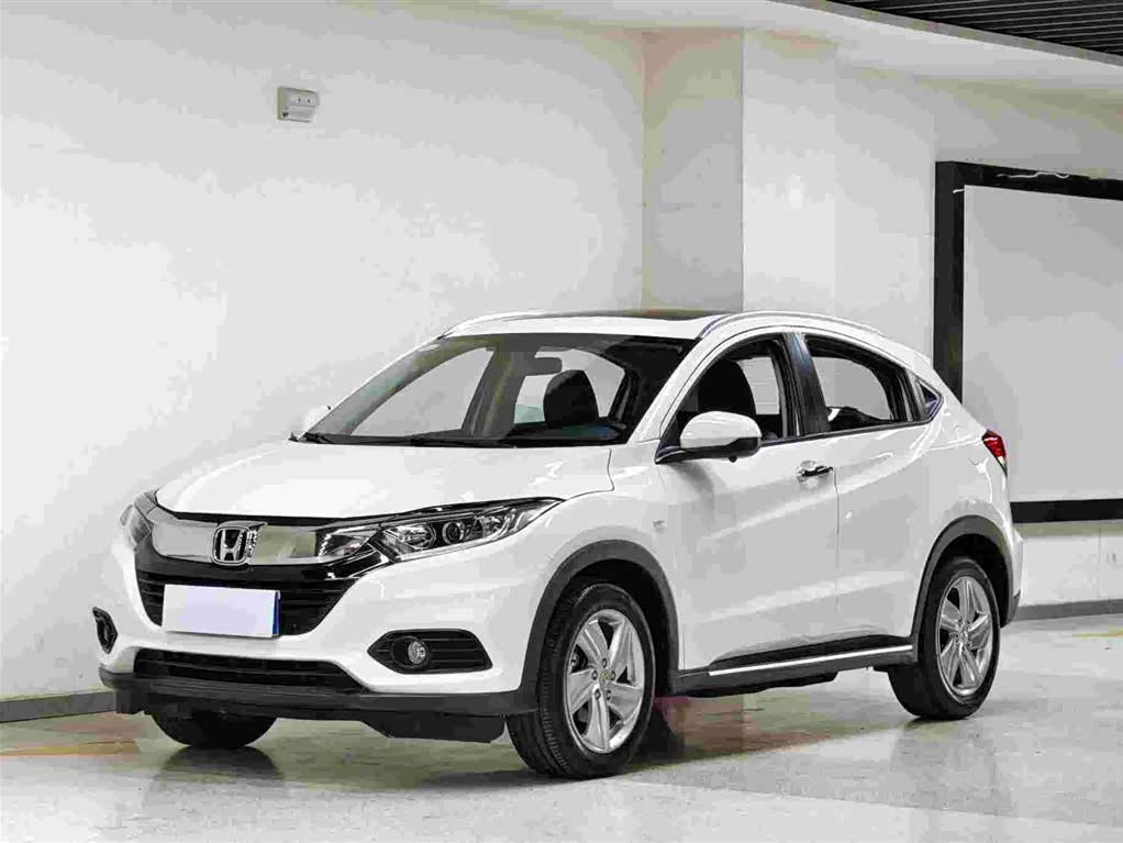 Honda 缤智, 2021 г., белый, 54 000 км Honda 缤智, 2021 г., белый, 54 000 км