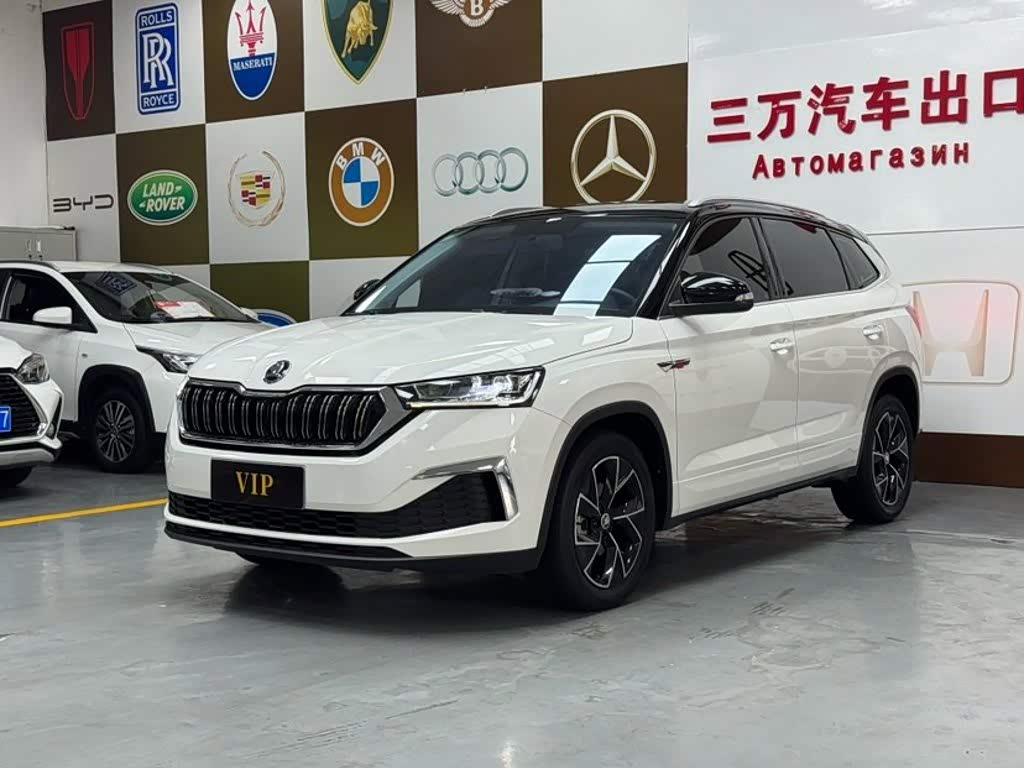 Skoda 柯米克, 2023 г., белый, 29 000 км Skoda 柯米克, 2023 г., белый, 29 000 км