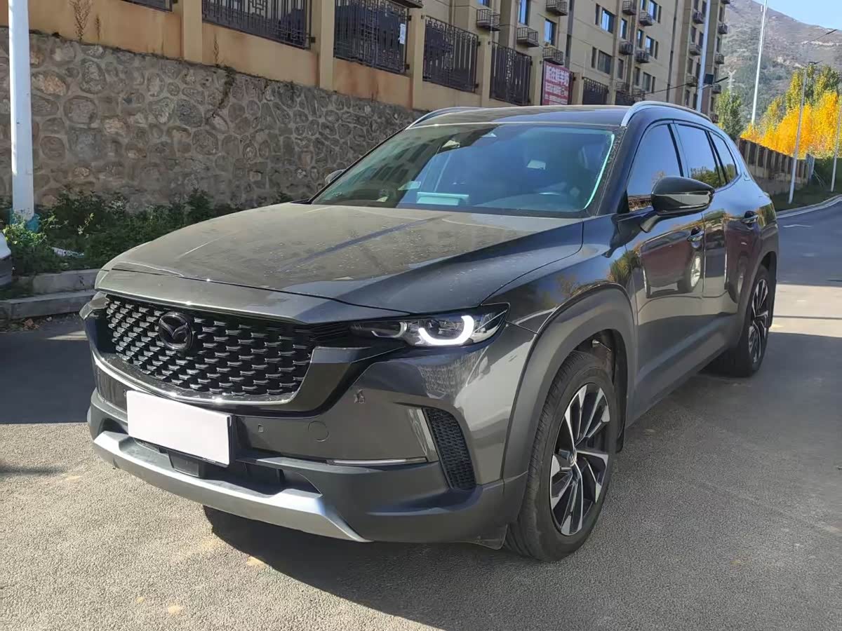 Mazda CX-50, 2024 г., серебристый / серый, 30 000 км Mazda 马自达CX-50行也, 2024 г., серебристый / серый, 30 000 км
