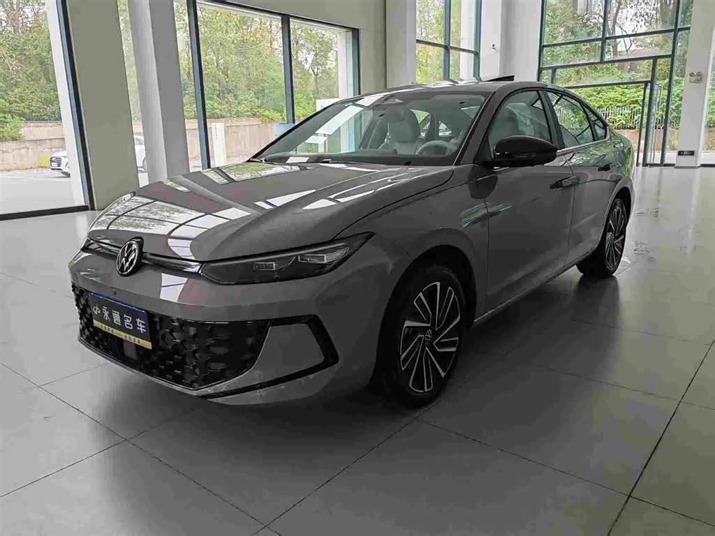 Volkswagen Lavida, 2026 г., красный / фиолетовый, 500 км Volkswagen Lavida 2026 Pro 300TSI исполнение «Звёздное небо» комплектация «Чжии»