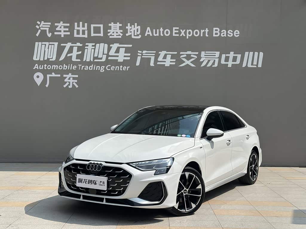 Audi A3, 2026 г., белый, 3 800 км Audi A3, 2026 г., белый, 3 800 км