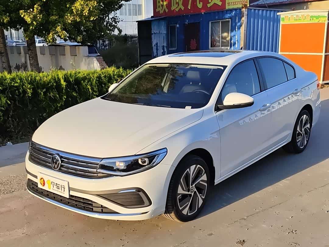 Volkswagen Bora, 2025 г., белый, 10 000 км Volkswagen Bora 2025 200TSI DSG Юэсин PROверсия