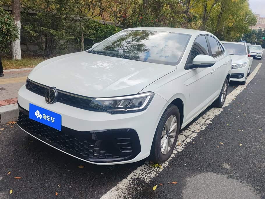 Volkswagen Lavida, 2025 г., белый, 15 900 км Volkswagen Lavida 2025 исполнение «Синьжуй» 1.5L 出众 комплектация «Синьи»