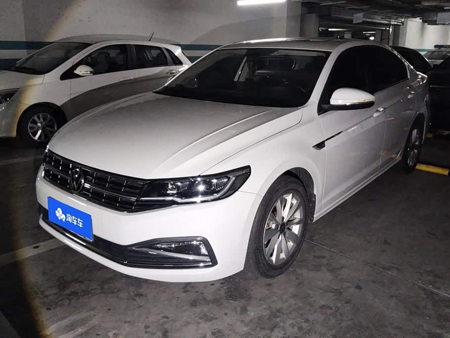 Volkswagen Bora, 2021 г., белый, 38 300 км Volkswagen Bora 2021 1.5L автомат Комфорт Чжилянь версия