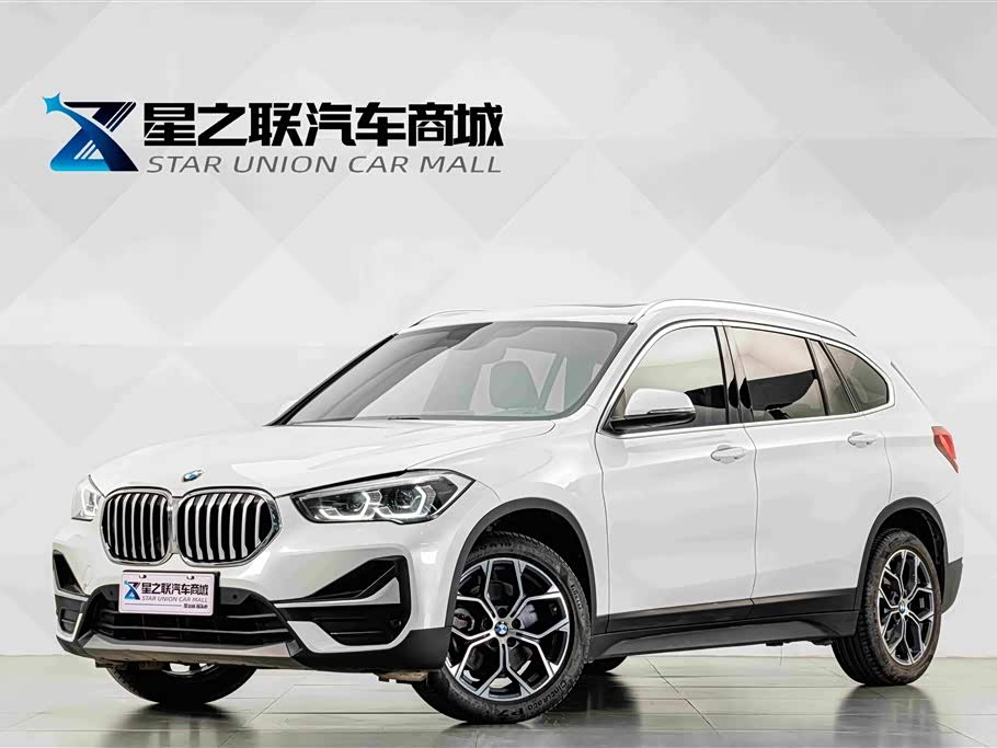 BMW X1, 2022 г., белый, 48 100 км BMW X1 2022 sDrive25Li комплектация «Лидер»