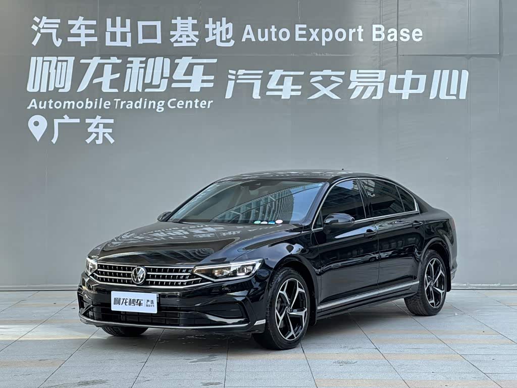 Volkswagen Magotan, 2026 г., чёрный, 20 400 км Volkswagen Magotan 2026 3000 × десять тысяч автомобилей, специальная серия 380TSI DSG Люкс